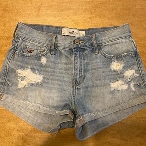 Hollister Distressed Shorts Size 3